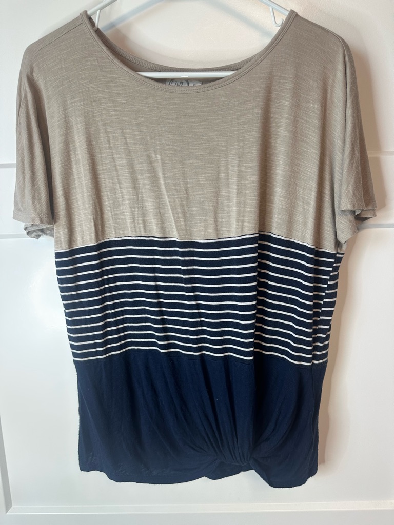 Maurices Beige And Navy Short Sleeve Stripe Knit Top